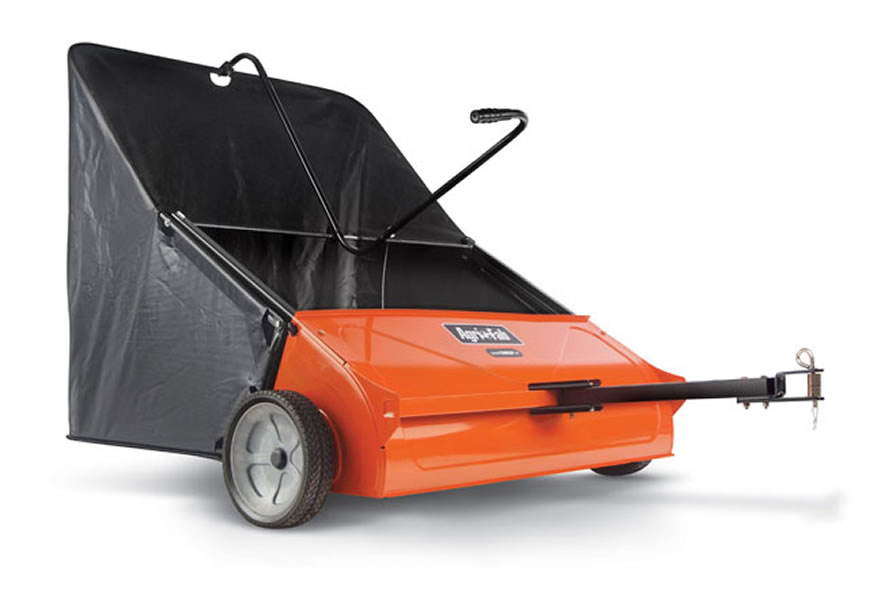 QM0456 – SmartSWEEP tow Lawn Sweeper
